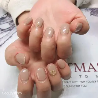 ネイル Guarendo錦糸町店所属・ガレンドウ 白澤 愛子のネイルデザイン