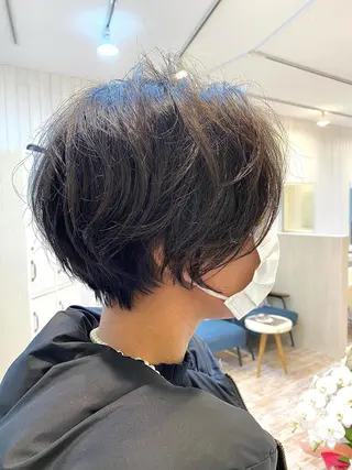 ショート 佐藤史哉＊ 韓国レイヤー赤み除去のヘアスタイル