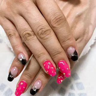 ネイル The Best Beauty受付担当のヘアスタイル