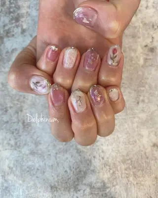 ネイル 岡本 友恵のネイルデザイン