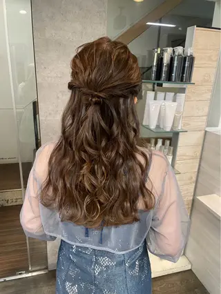 ロング 西浦 安珠のヘアスタイル