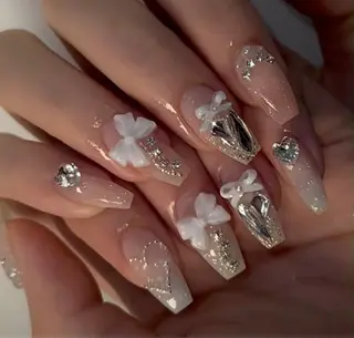 ネイル Ema エマのネイルデザイン