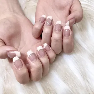 ネイル PEEKABOO京橋 EYE&NAILのマツエク・マツパデザイン