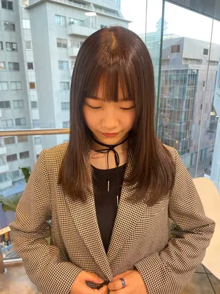 ミディアム カラー RIN／韓国ヘア レイヤーカットのヘアスタイル