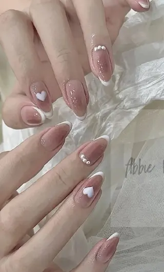 ネイル N. サロン所属・Theone栄店 田口のネイルデザイン