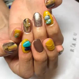 ネイル 駒月 明日香の眉毛・アイブロウイメージ