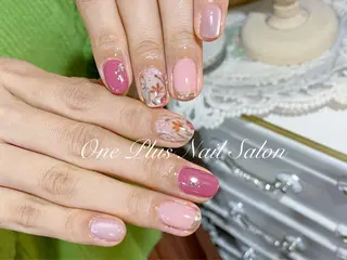 ネイル One Plus Nail Salonのネイルデザイン