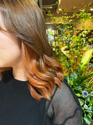 セミロング カラー 鈴木 りんのヘアスタイル