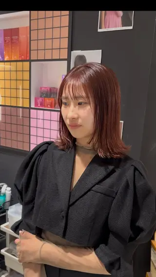 ミディアム KEIGO /レディース／メンズのヘアスタイル