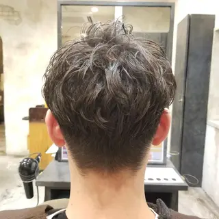 カラー メンズ 🫧レイヤーお任せ ください🫧のヘアスタイル