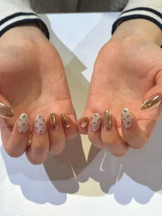 ネイル REINA .のネイルデザイン