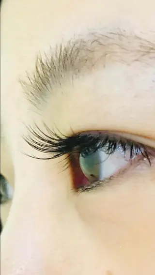 マツエク・マツパ MIMI RUSH 伊勢 Auliiのマツエク・マツパデザイン