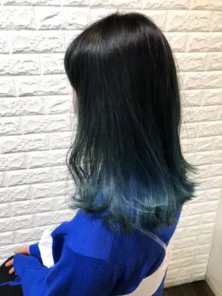 カラー 西本 夏美のヘアスタイル