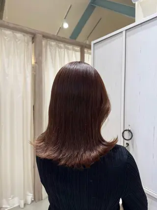 ミディアム 太田 千尋のヘアスタイル