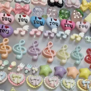 SLASH所属・Momo ♡のネイルデザイン