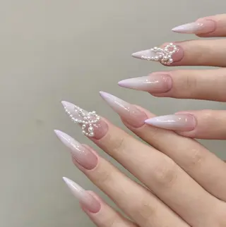 ネイル モニカ アキイのネイルデザイン