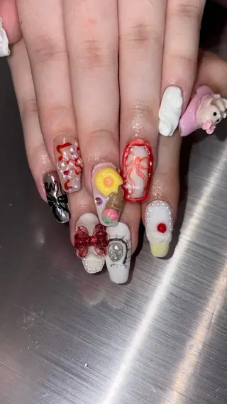 ネイル 👽個性派ネイル🎀 komachiのマツエク・マツパデザイン