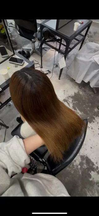 ロング カラー ダメージレス艶カラー MISAKI🦋のヘアスタイル