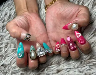 ネイル ✴︎ Delightのネイルデザイン