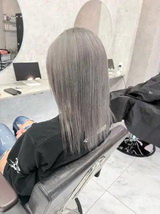 ショート カラー 🌺ハイトーン🌺 矢葺 なぎさ🌺🌺のヘアスタイル