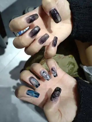 ネイル 🪐富島彩夏 /海外nail🪐のネイルデザイン