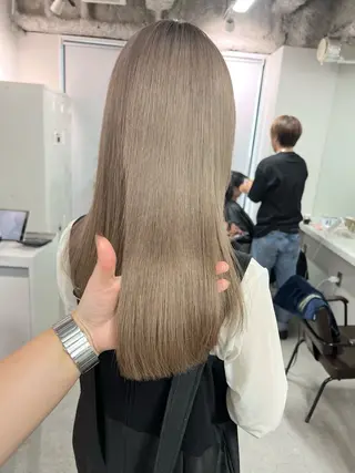 セミロング カラー sio.nail&eyebrow salon shimokitazawa2号店所属・nailist mana𖤐´-のネイルデザイン