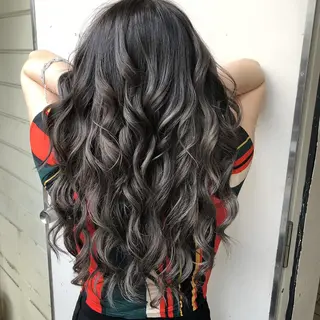 ロング あびこ amiのヘアスタイル