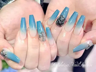 ネイル Saphira所属・Saphira はるかのネイルデザイン