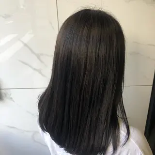 ミディアム カラー ヘアアレンジ 透明感カラー/レイヤ ー/小谷野真緒のヘアスタイル