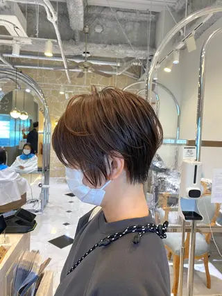 ショート カラー 坂井 茅聖のヘアスタイル