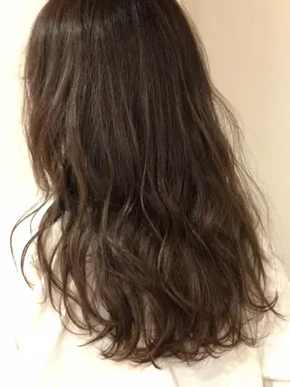 セミロング カラー ヘアアレンジ 髪質改善 MAKIのヘアスタイル