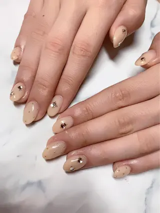 ネイル 菅野 愛花のネイルデザイン