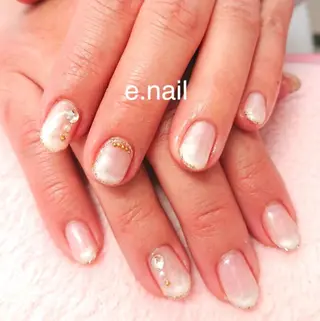 ネイル e.nail所属・和賀井 恵理のネイルデザイン
