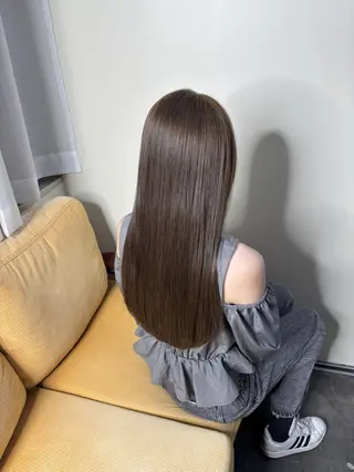 セミロング 透明感🌱ハイトーン ✨艶髪🫧川﨑　翼のヘアスタイル