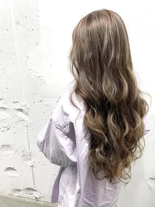 ロング カラー ヘアアレンジ 🎨カラー満足度 500%💫ヅル💫のヘアスタイル