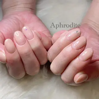 ネイル Aphrodite パラジェル認定サロンのネイルデザイン