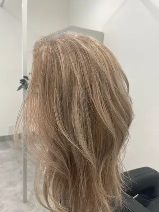 ロング カラー 🍀ケアブリーチ🍀 木下 心のヘアスタイル