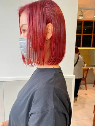 ミディアム カラー 齋藤 咲のヘアスタイル