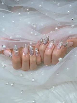 ネイル クイーンズネイル銀座所属・Queeens nailのネイルデザイン