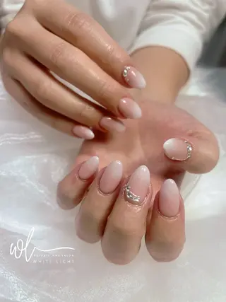 ネイル プライベートサロン WhiteLightのネイルデザイン