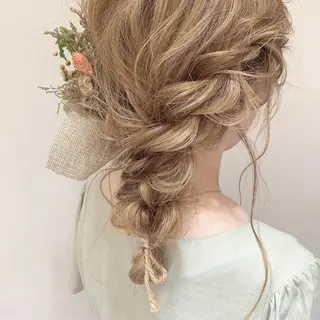 ヘアアレンジ moeka レイヤー /艶カラー/韓国のヘアスタイル