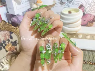 ネイル One Plus キキのネイルデザイン