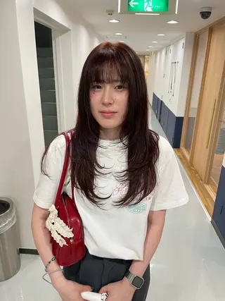 ロング カラー Ogata Marinaのヘアスタイル