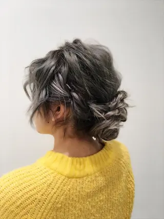 セミロング カラー たなか ちあきのヘアスタイル