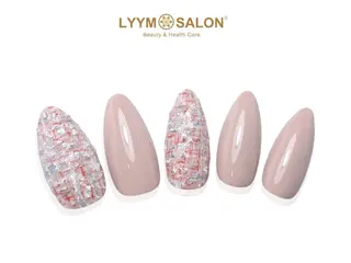 ネイル LYYM Salonのネイルデザイン