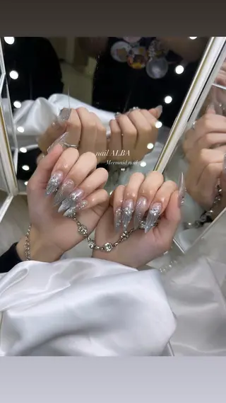 ネイル 加納 莉音のネイルデザイン