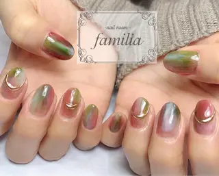 ネイル -nailroom- familiaのネイルデザイン