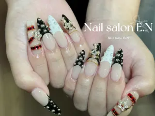 ネイル E.N🦋 長さ出し/持ち込みのネイルデザイン