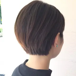ショート 中林 由佳のヘアスタイル