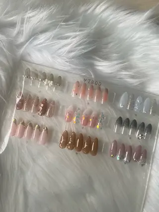 ネイル FULL MOONのネイルデザイン